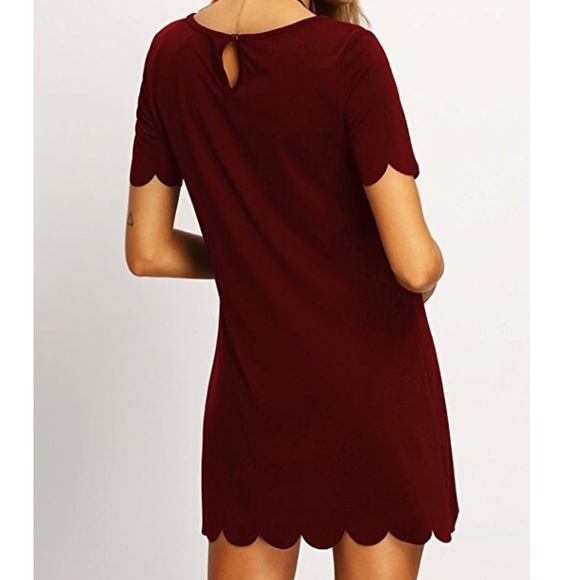 Scalloped dress - Picture 2 of 2